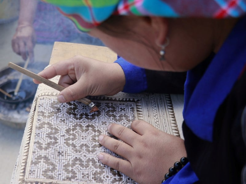 Combo Beeswax & Cham Dye - Sapa Cham Dye Workshop